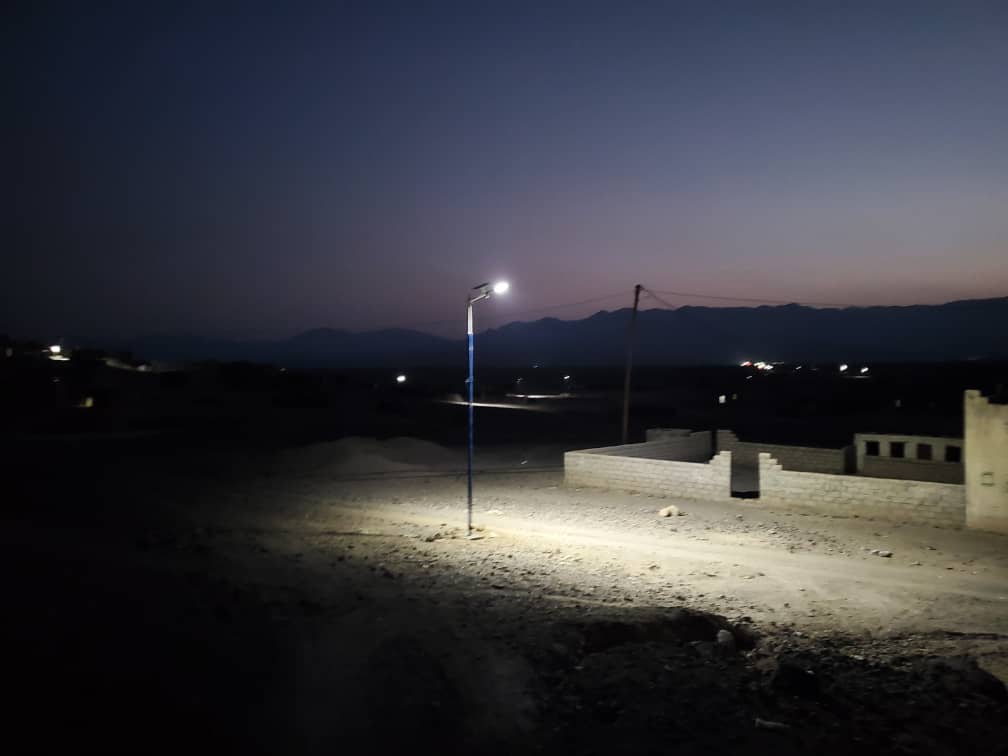 تعزيز الأمن والإضاءة للنازحين في مديرية مجزر – محافظة مأرب 💡