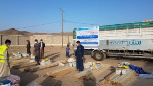 توزيع مواد الغير غذائية ومواد ايوائية (خيام) لعدد 36 أسرة من النازحين من مأرب في مديرية بني ضبيان محافظة صنعاء: