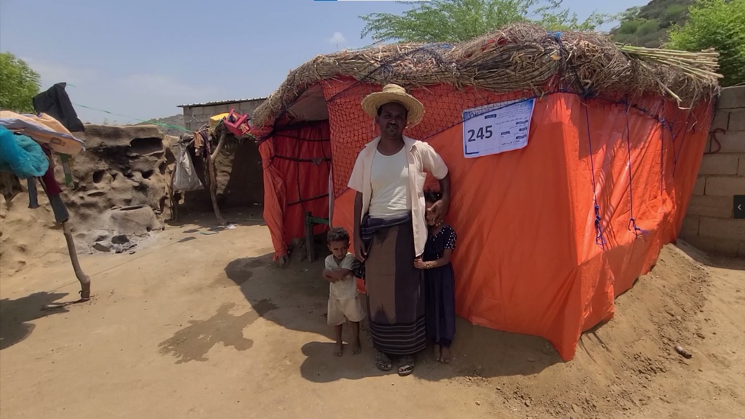 🌿 من مأوى متداعٍ إلى مأوى يبعث الطمأنينة… حكاية حسن الشامي مع رحلة النزوح